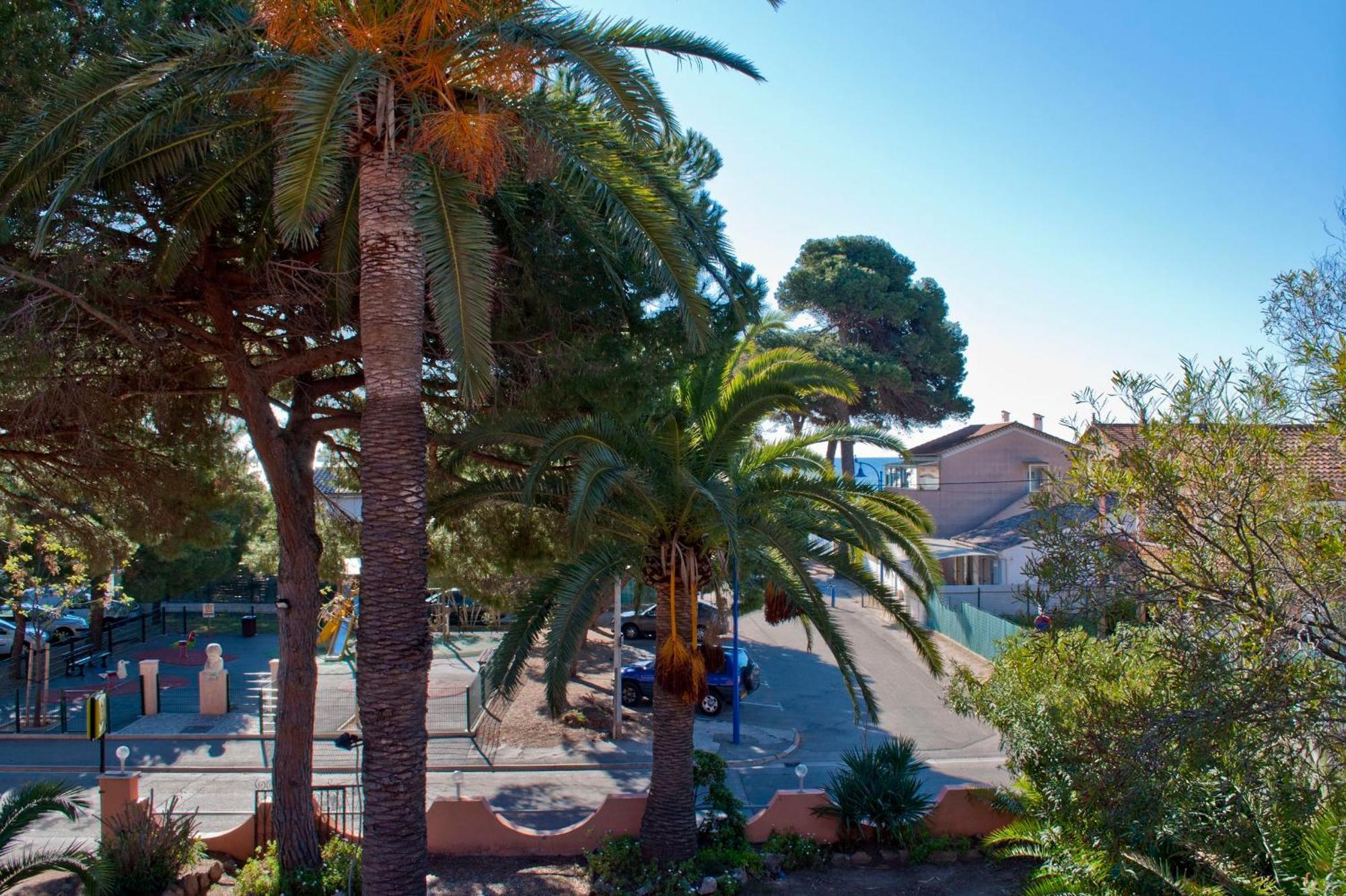 Logis Hotel Restaurant Le Kalliste Hyeres Ngoại thất bức ảnh